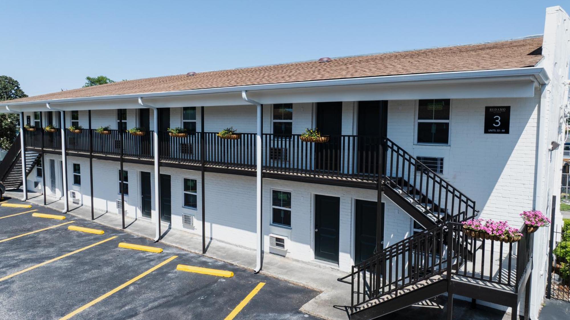 Redamo Suites Jefferson Экстерьер фото